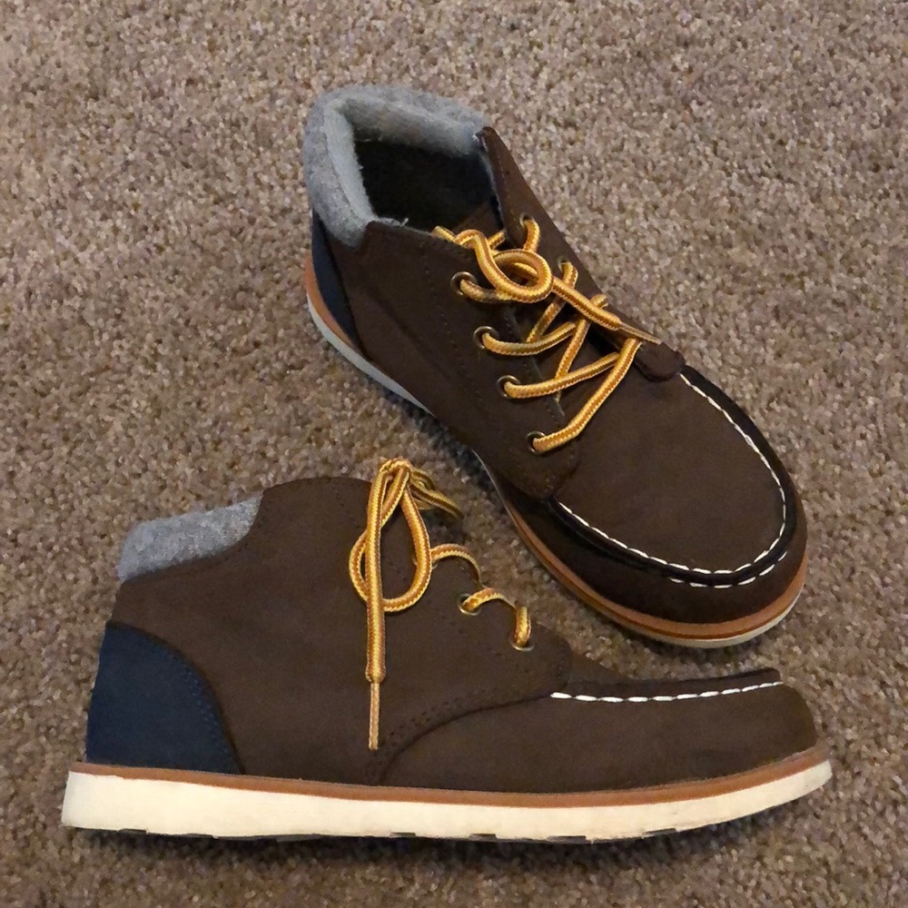 Brown lace up boots